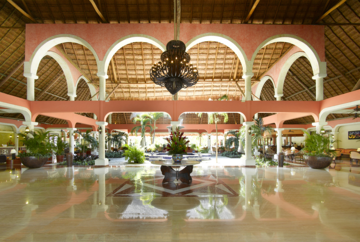 Grand Palladium Colonial Lobby